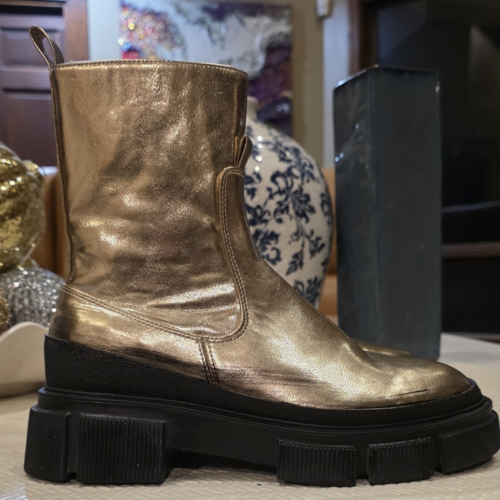Zara Metallic Gold Heeled Boots